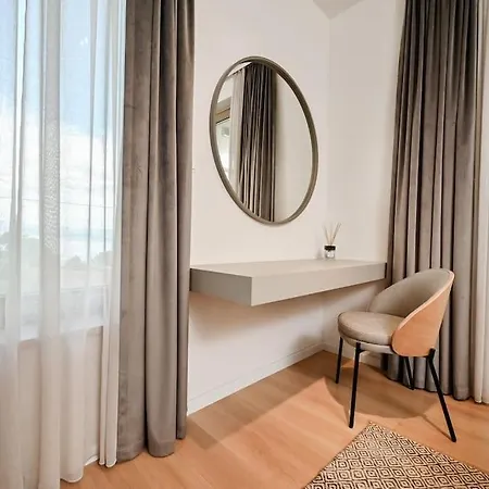 Carpe Diem Apartment Icici